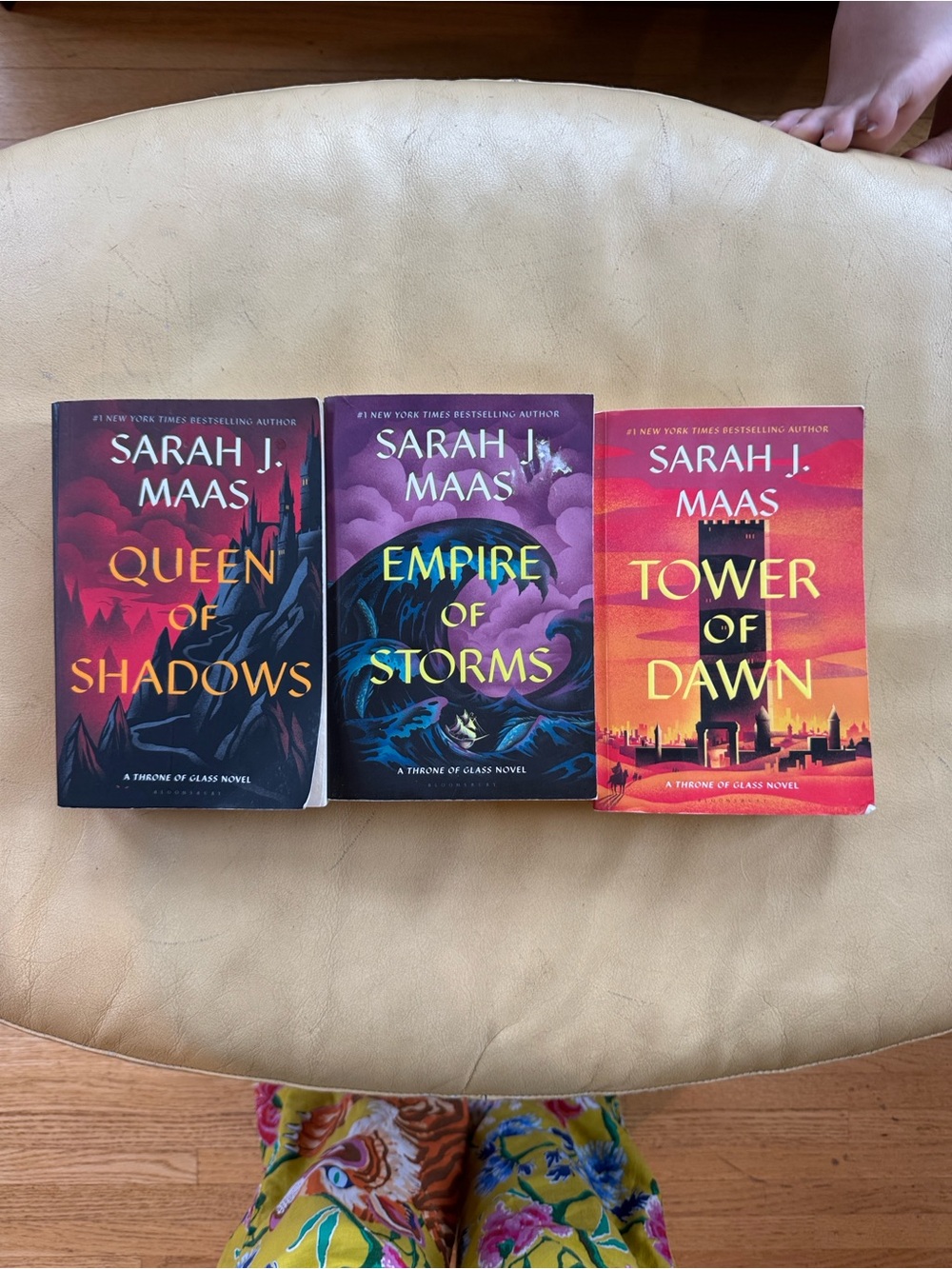 Books 5/6/7 of Throne of Glass series in Paperback, read once, Sarah j Maas 🌙 - Picture 2 of 3